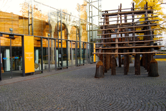 Rheinisches Landesmuseum in Bonn. Am 9. und 10. November Anlaufstation für Solopreneure, Entrepreneure, Gründer, Entwickler, Programmierer, Hacker, Nerds, Mittelständler, Manager,  Wissenschaftler, Studenten und Verbandsvertreter.